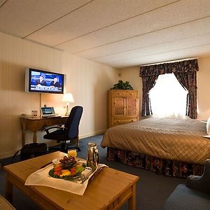 Westford Regency Inn & Conference Center